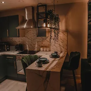 The Opulence , Bradford (West Yorkshire) United Kingdom